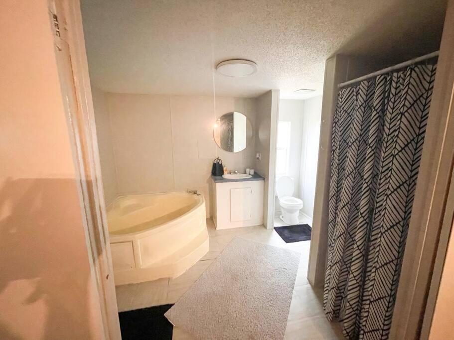 Centrally Located 3 Bedroom West Monroe Exterior foto